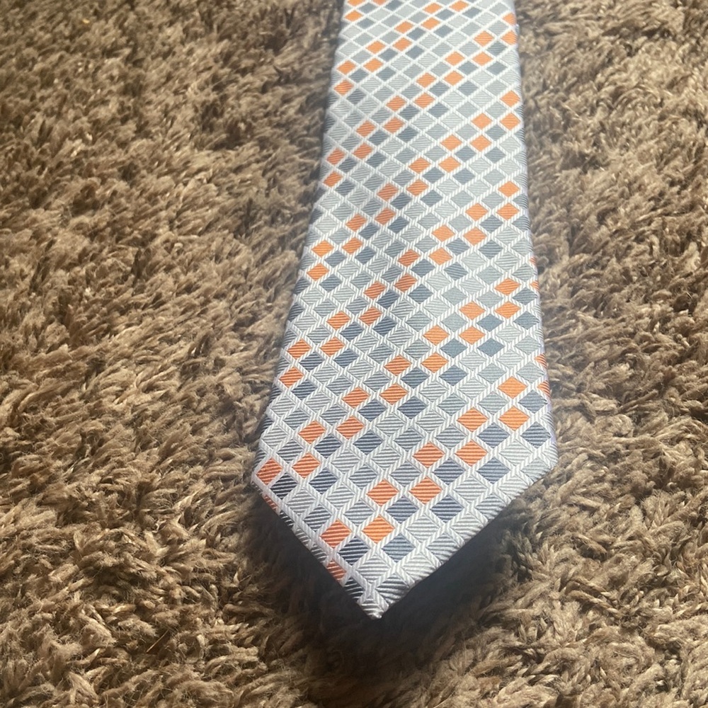 Geoffrey Beene Orange/Grey Silk Tie
